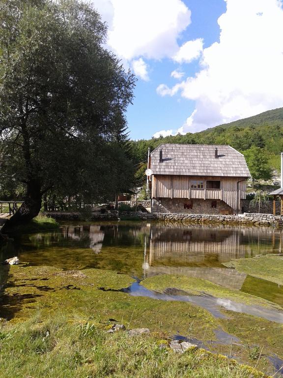 Gacka Rooms Vrhovine Exterior photo